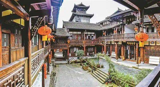 如何看待，教师减负？游戏画面
